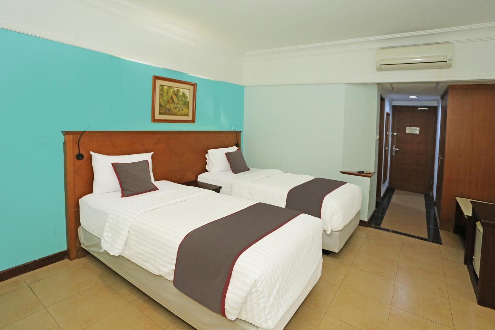 Collection O 91898 Series Hotel Kuningan Yakarta Exterior foto