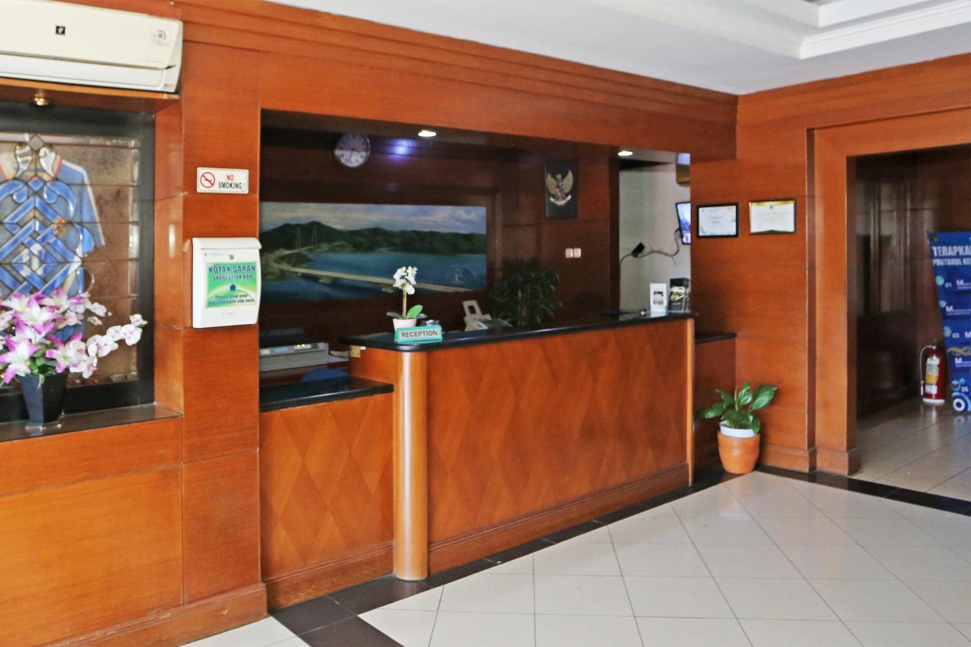 Collection O 91898 Series Hotel Kuningan Yakarta Exterior foto
